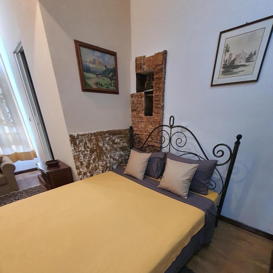 Prenociste Nikolas Grand Smederevo Rum bild