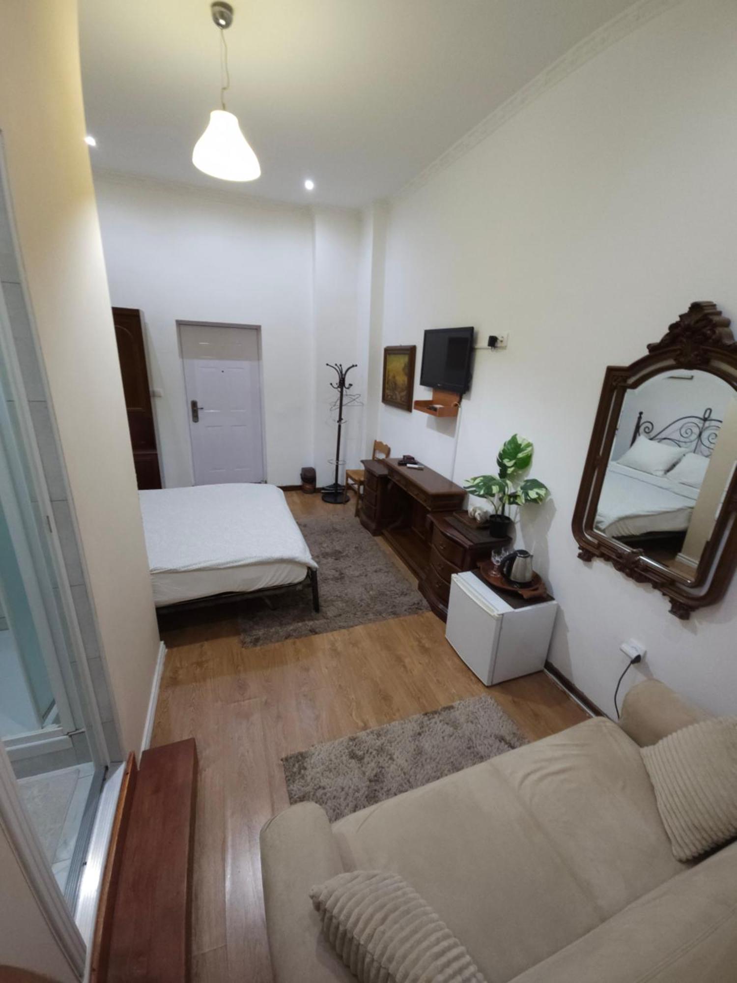 Prenociste Nikolas Grand Smederevo Rum bild